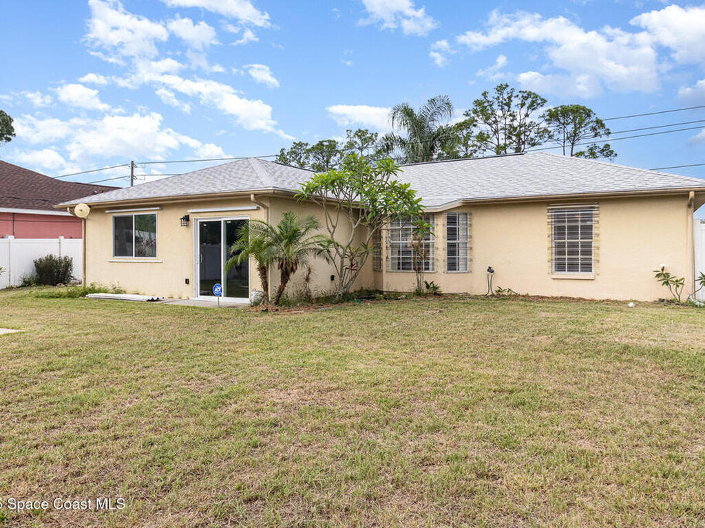 409 Americana Boulevard, Palm Bay, FL 32907