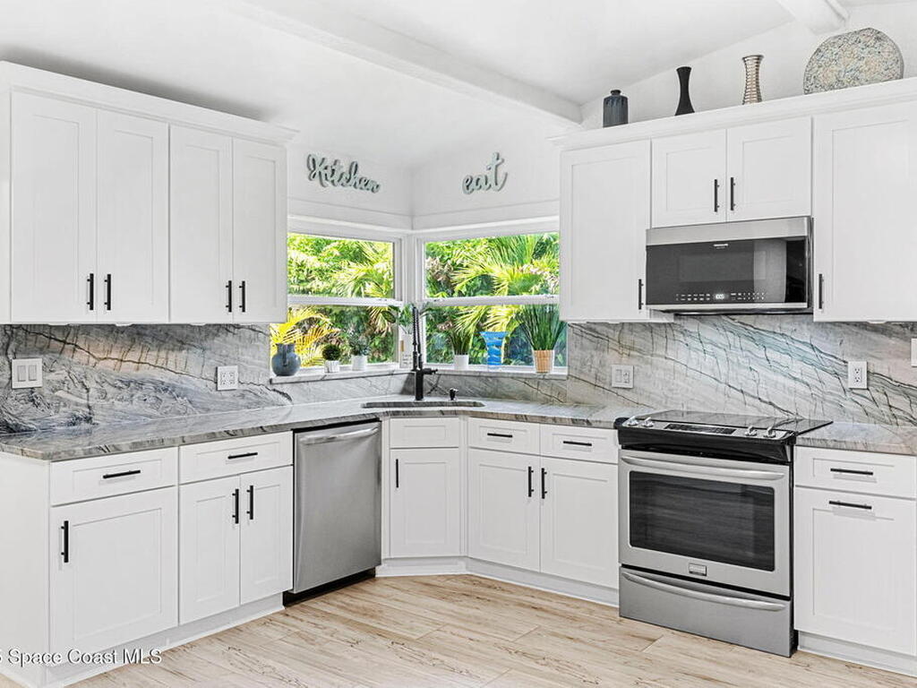996 S Wickham Road, West Melbourne, FL 32904
