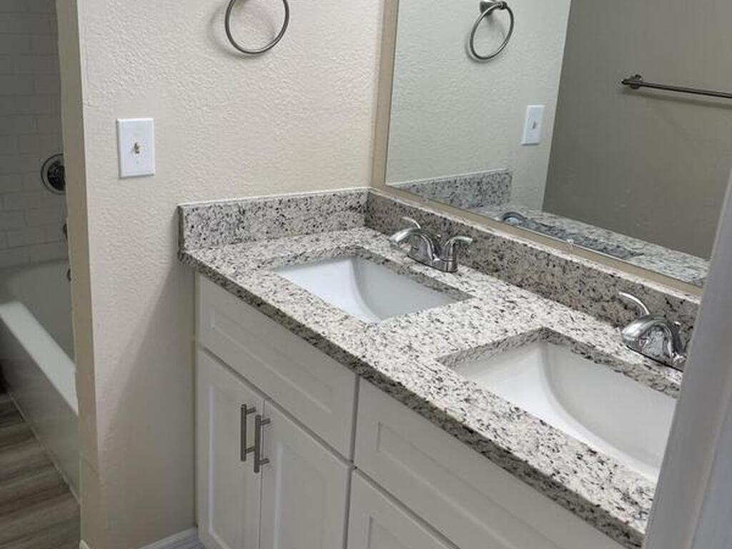 3901 Dixie Highway, Palm Bay, FL 32905