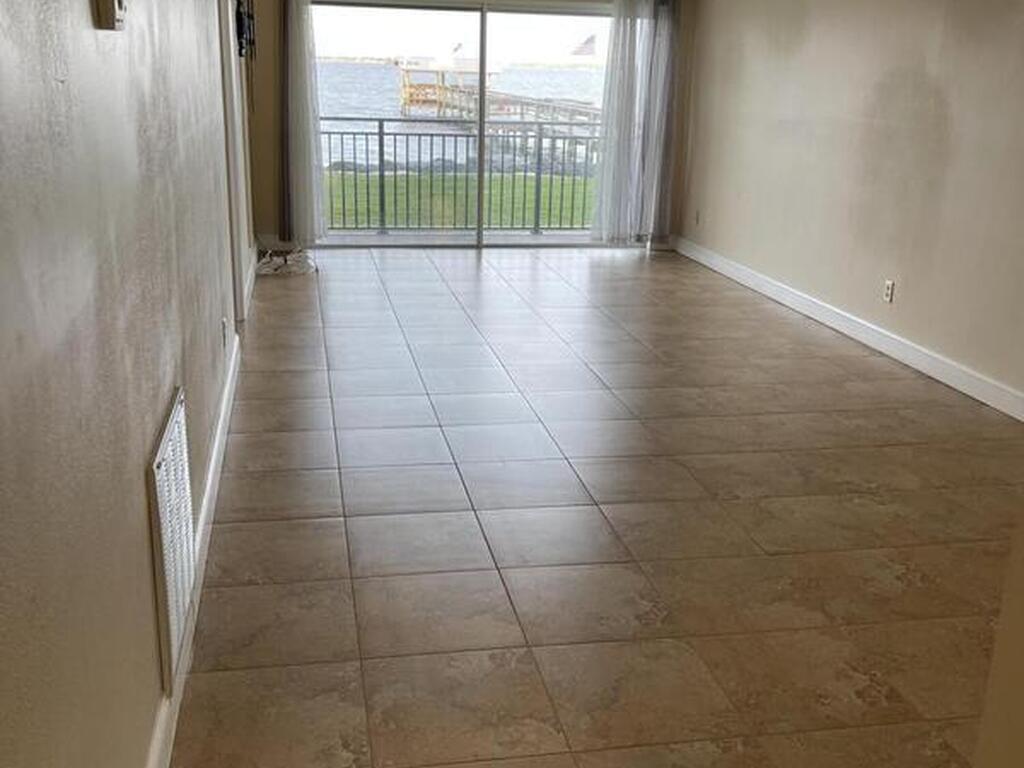3901 Dixie Highway, Palm Bay, FL 32905