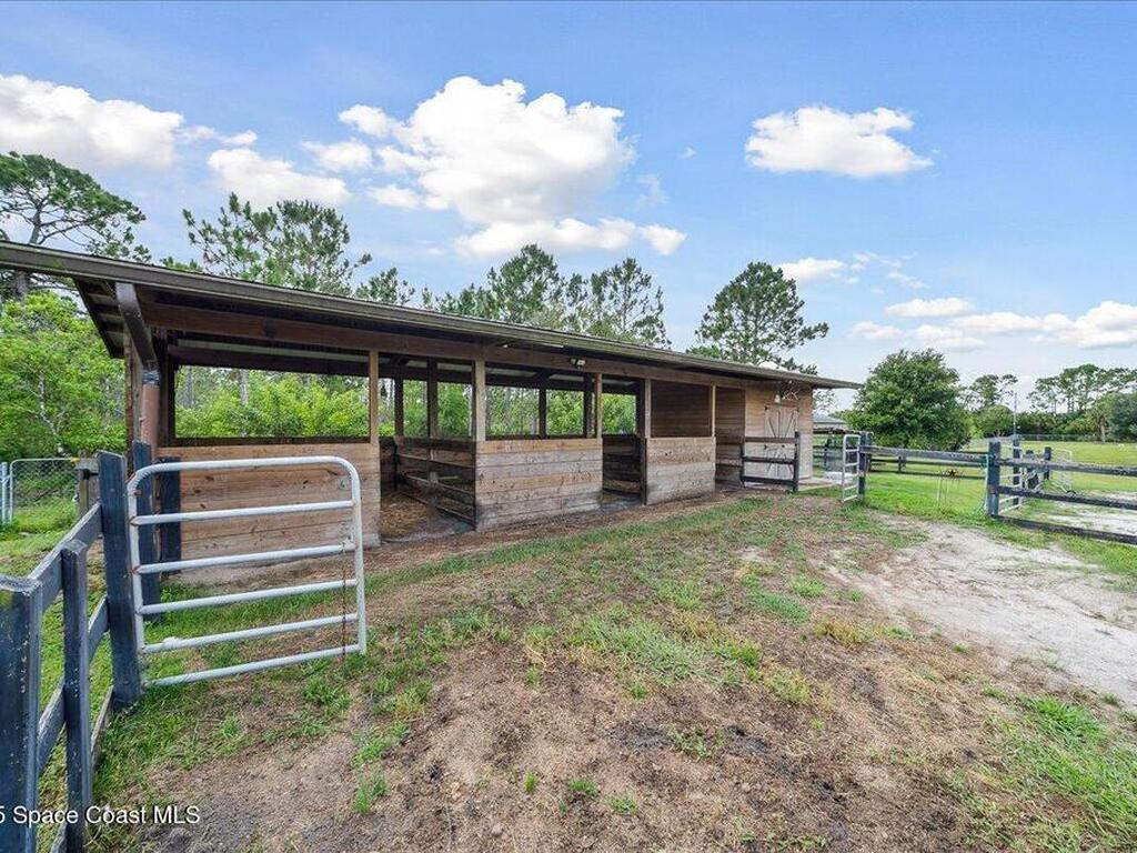 5005 Corey Road, Grant-Valkaria, FL 32950