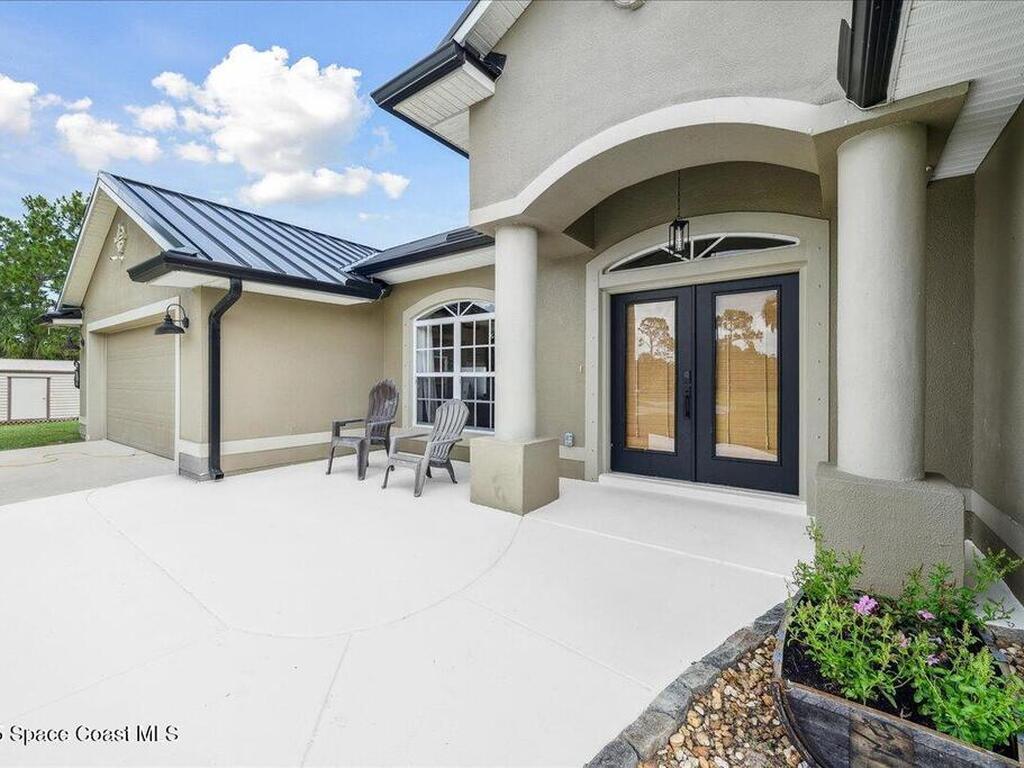 5005 Corey Road, Grant-Valkaria, FL 32950