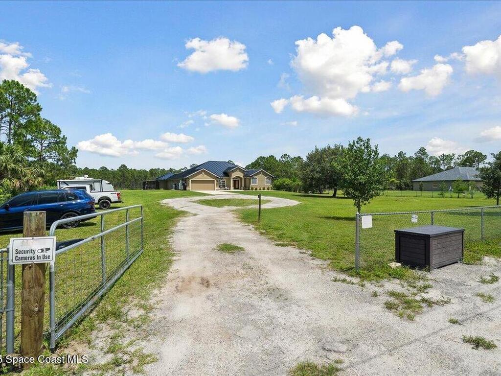 5005 Corey Road, Grant-Valkaria, FL 32950