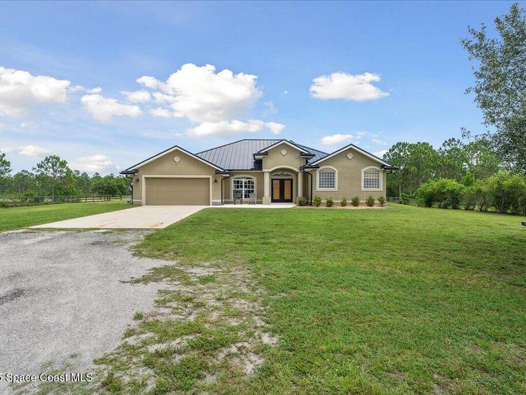 5005 Corey Road, Grant-Valkaria, FL 32950