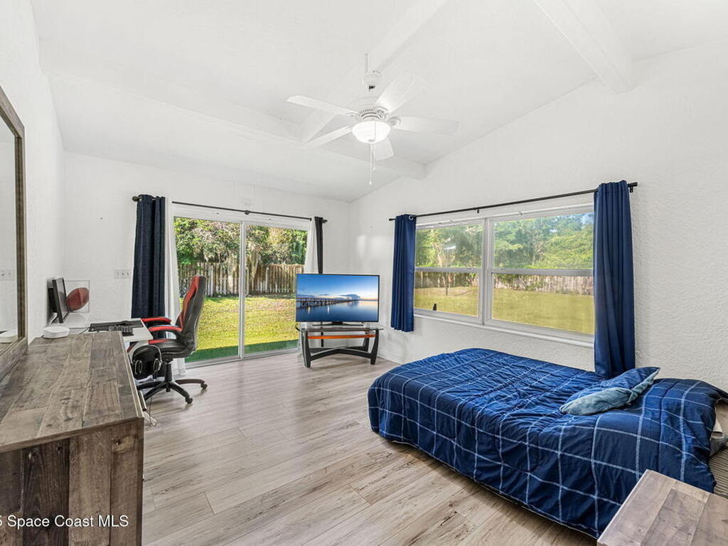 996 S Wickham Road, West Melbourne, FL 32904