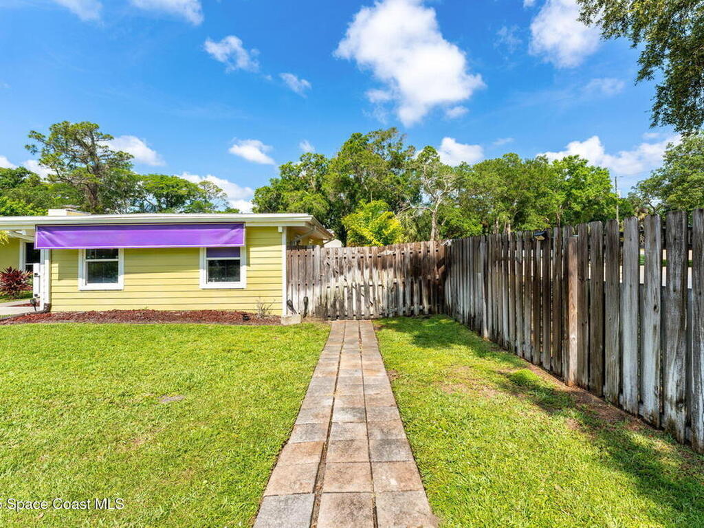 996 S Wickham Road, West Melbourne, FL 32904