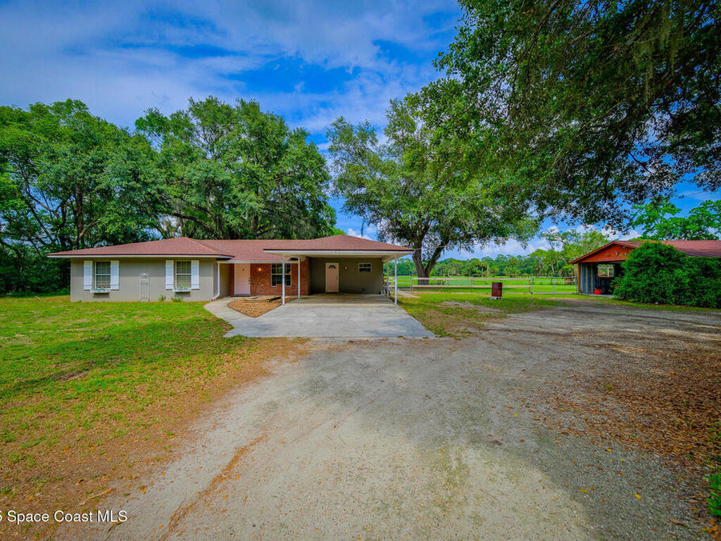 315 Smith Road, Osteen, FL 32764