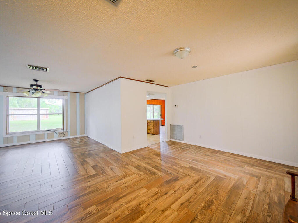 315 Smith Road, Osteen, FL 32764
