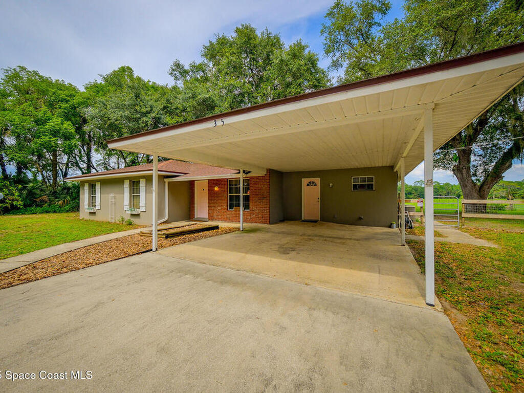 315 Smith Road, Osteen, FL 32764
