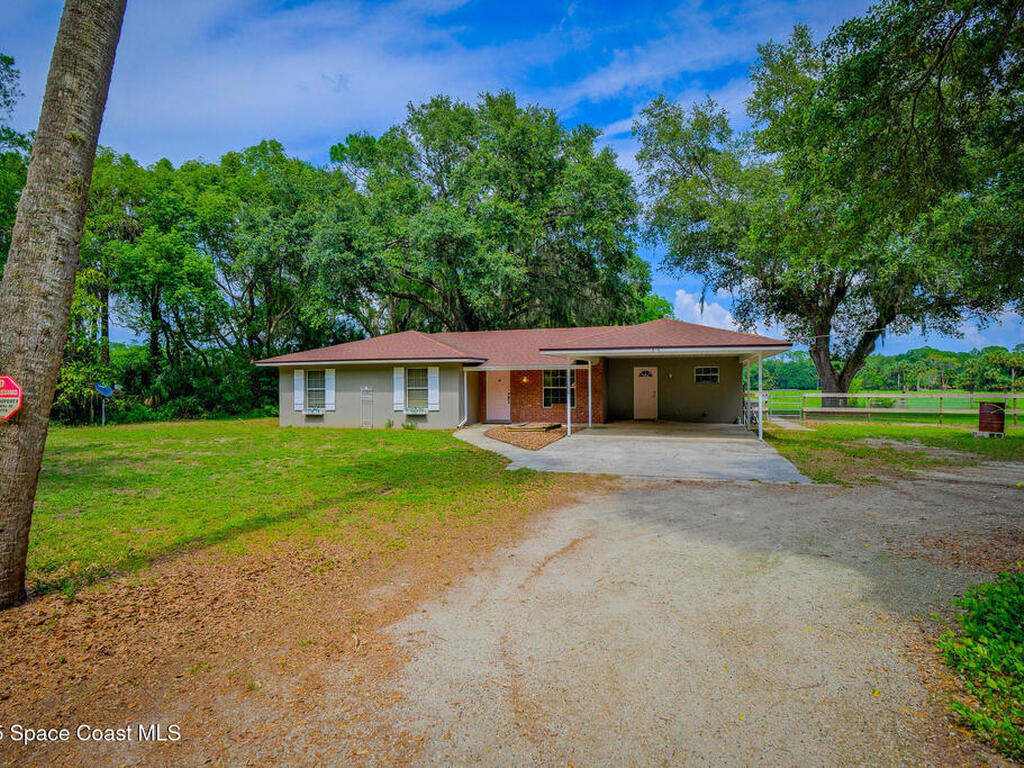 315 Smith Road, Osteen, FL 32764