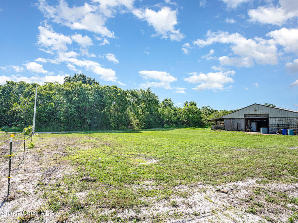 2675 Brockett Road, Mims, FL 32754