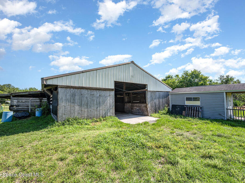 2675 Brockett Road, Mims, FL 32754