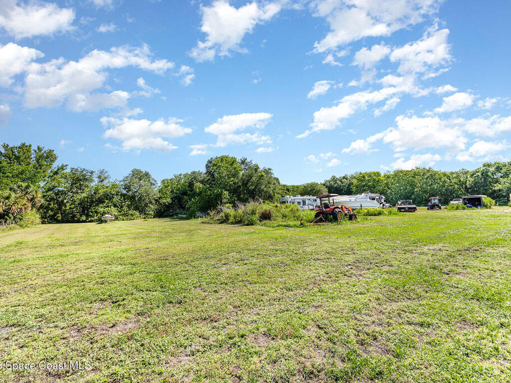 2675 Brockett Road, Mims, FL 32754