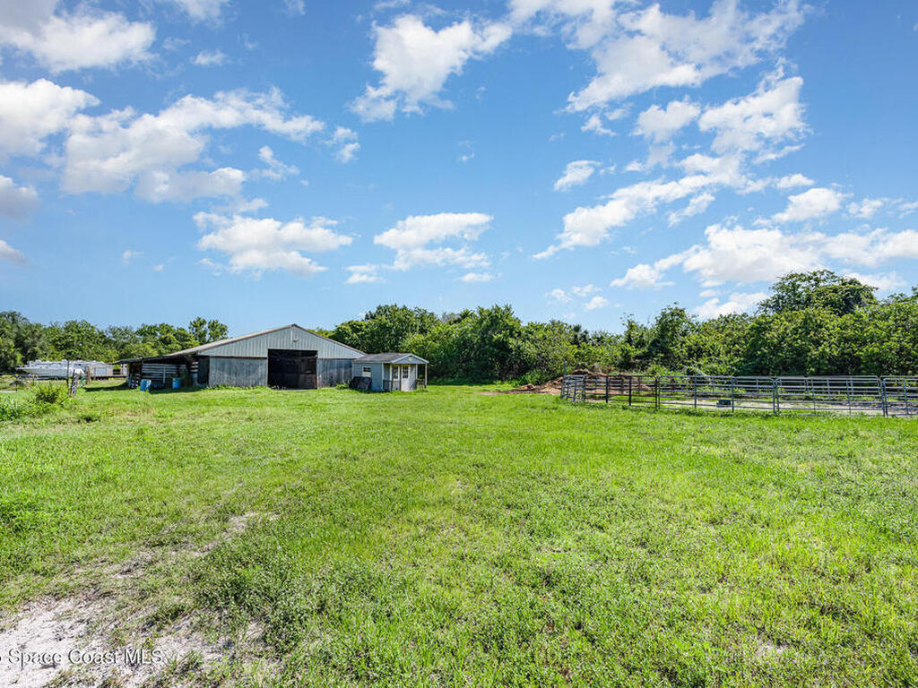 2675 Brockett Road, Mims, FL 32754