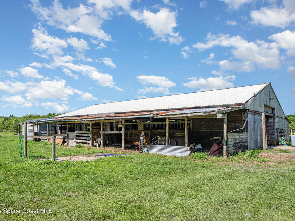 2675 Brockett Road, Mims, FL 32754