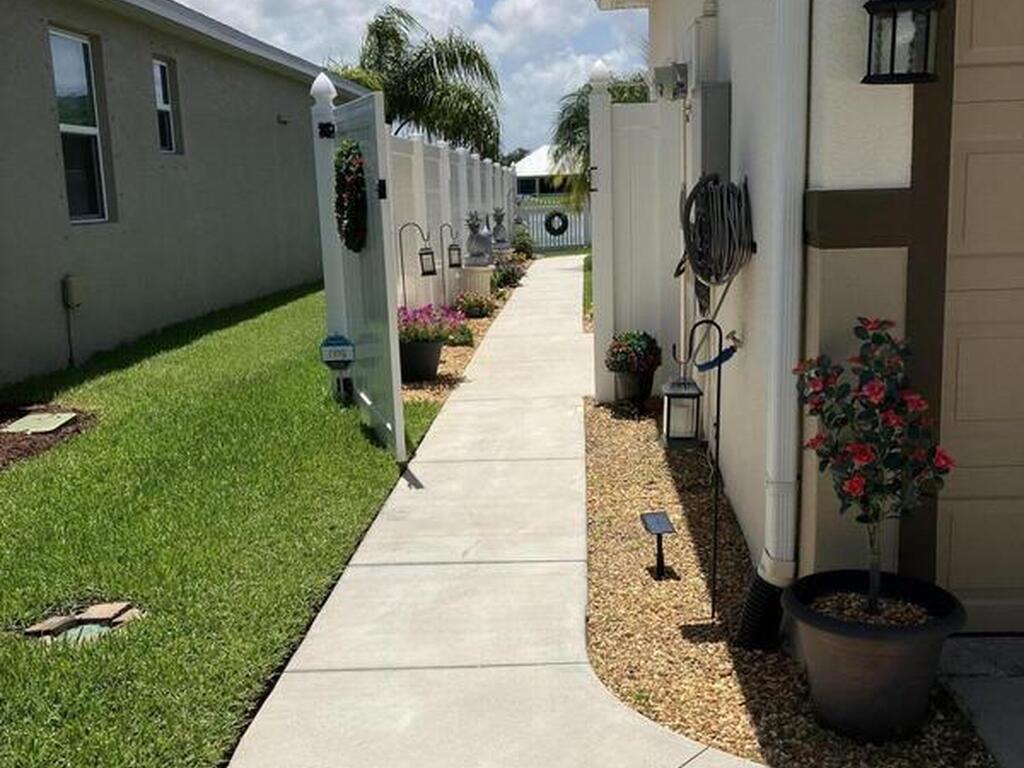 235 Barbossa Drive, Sebastian, FL 32958