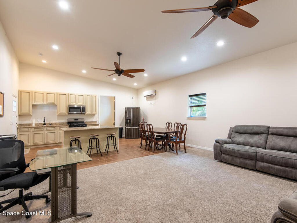9220 Private Lane, Palm Bay, FL 32909