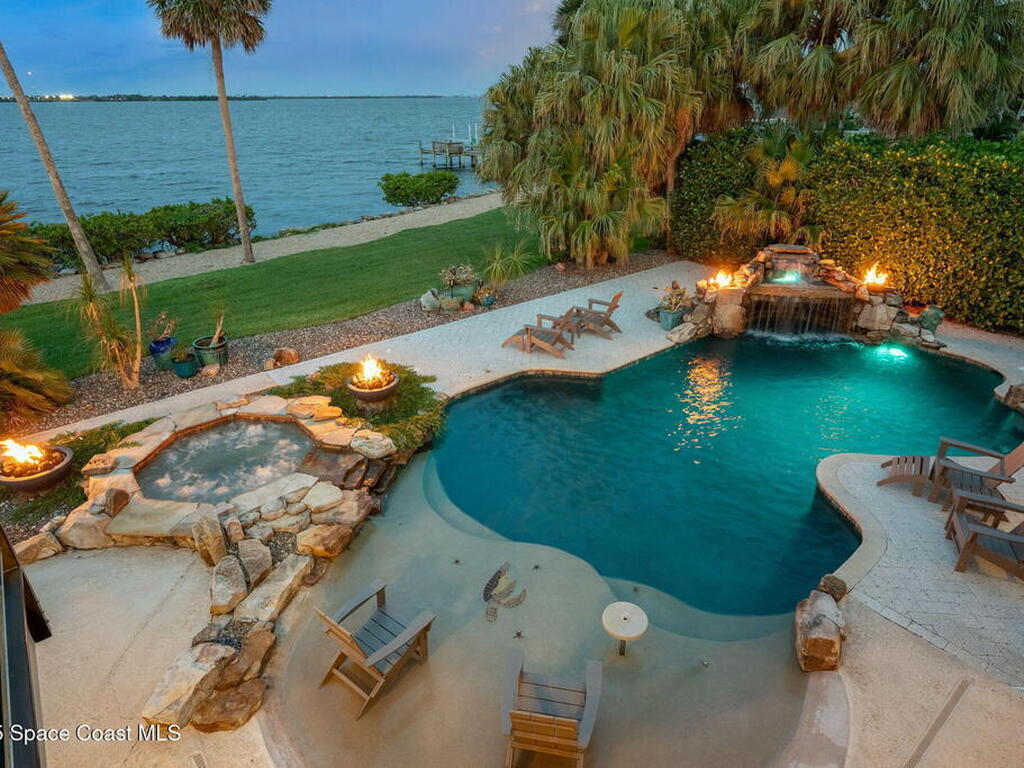 2442 Newfound Harbor Drive, Merritt Island, FL 32952