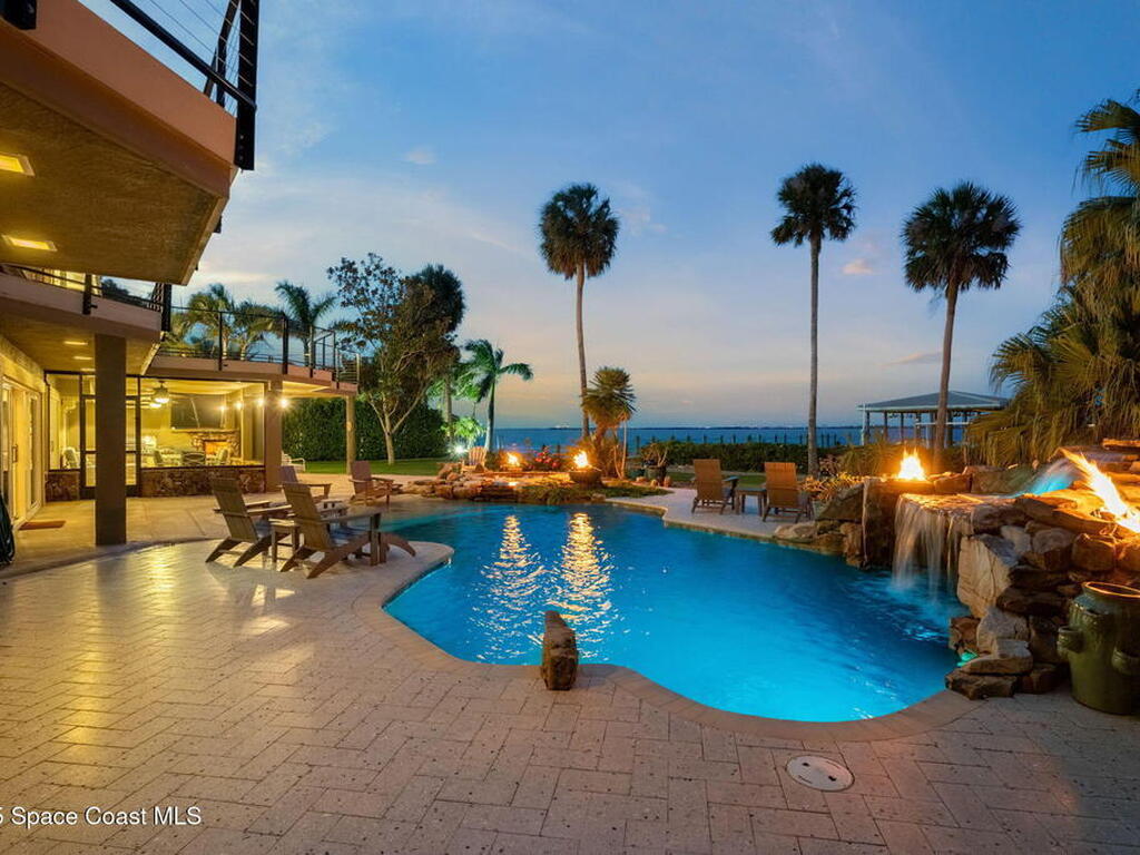 2442 Newfound Harbor Drive, Merritt Island, FL 32952