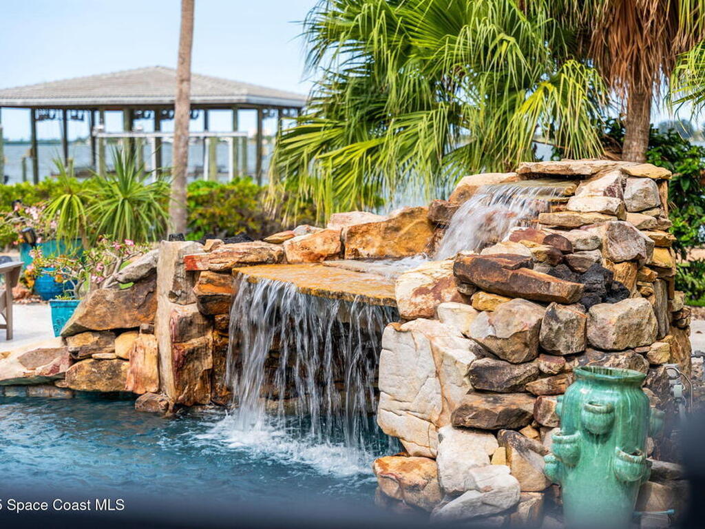 2442 Newfound Harbor Drive, Merritt Island, FL 32952
