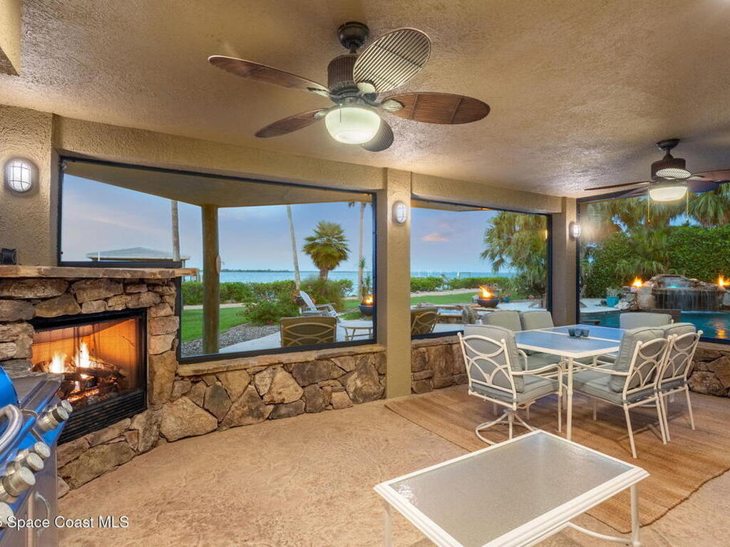 2442 Newfound Harbor Drive, Merritt Island, FL 32952