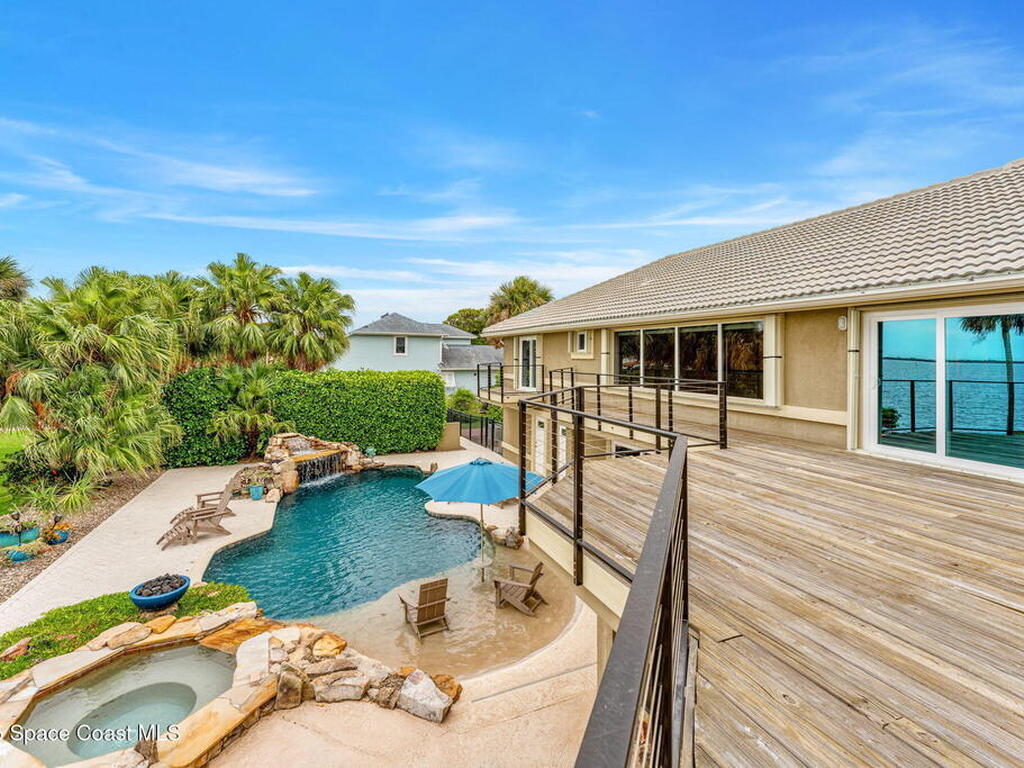 2442 Newfound Harbor Drive, Merritt Island, FL 32952