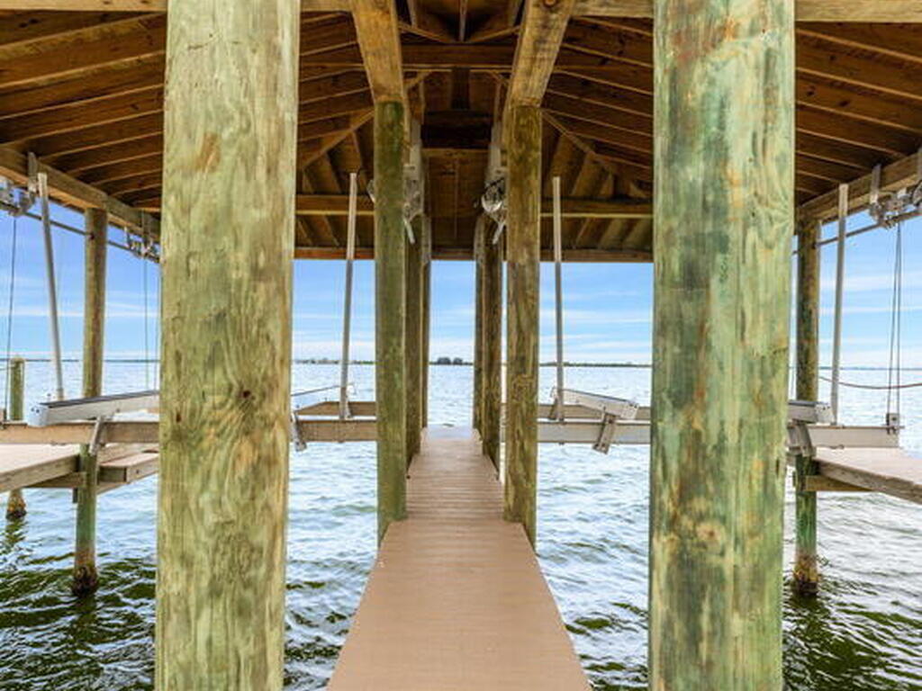 2442 Newfound Harbor Drive, Merritt Island, FL 32952