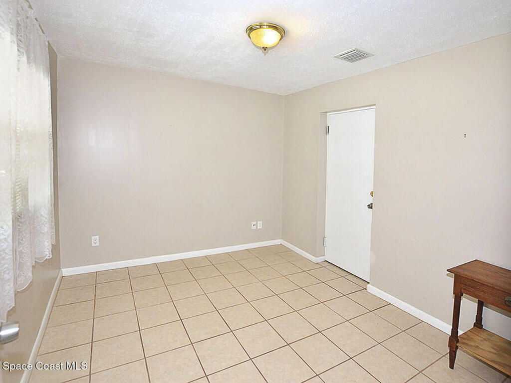 605 14th Avenue, Vero Beach, FL 32962