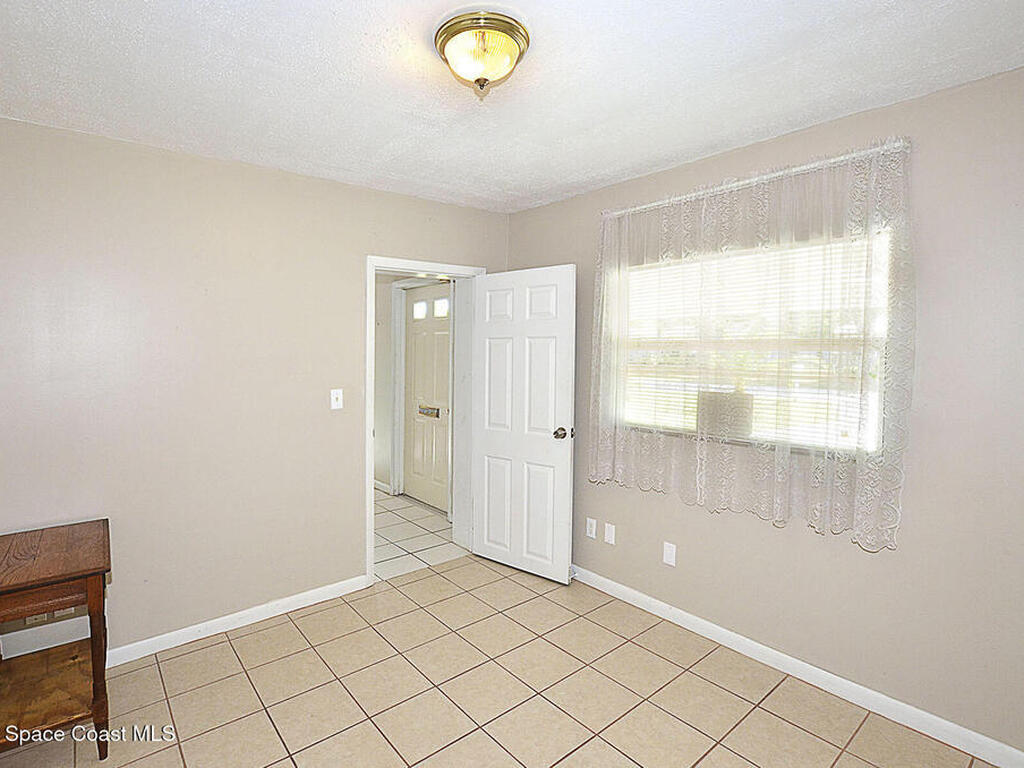 605 14th Avenue, Vero Beach, FL 32962