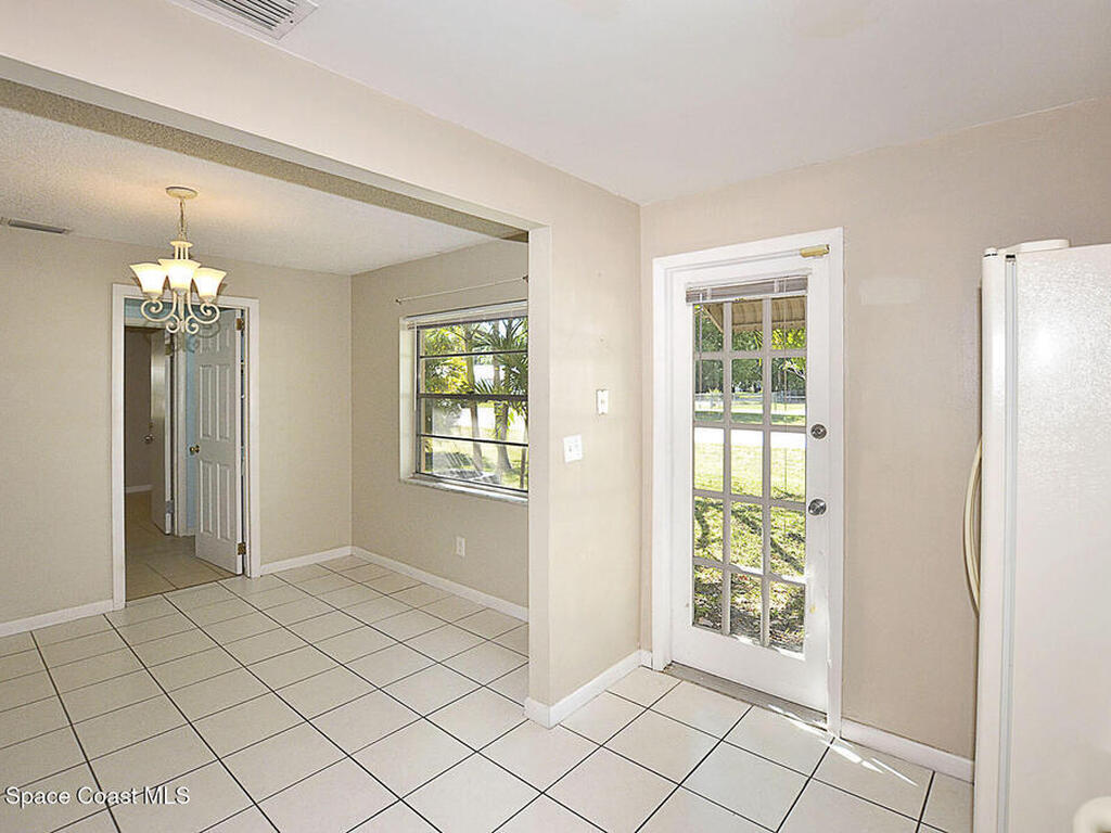605 14th Avenue, Vero Beach, FL 32962