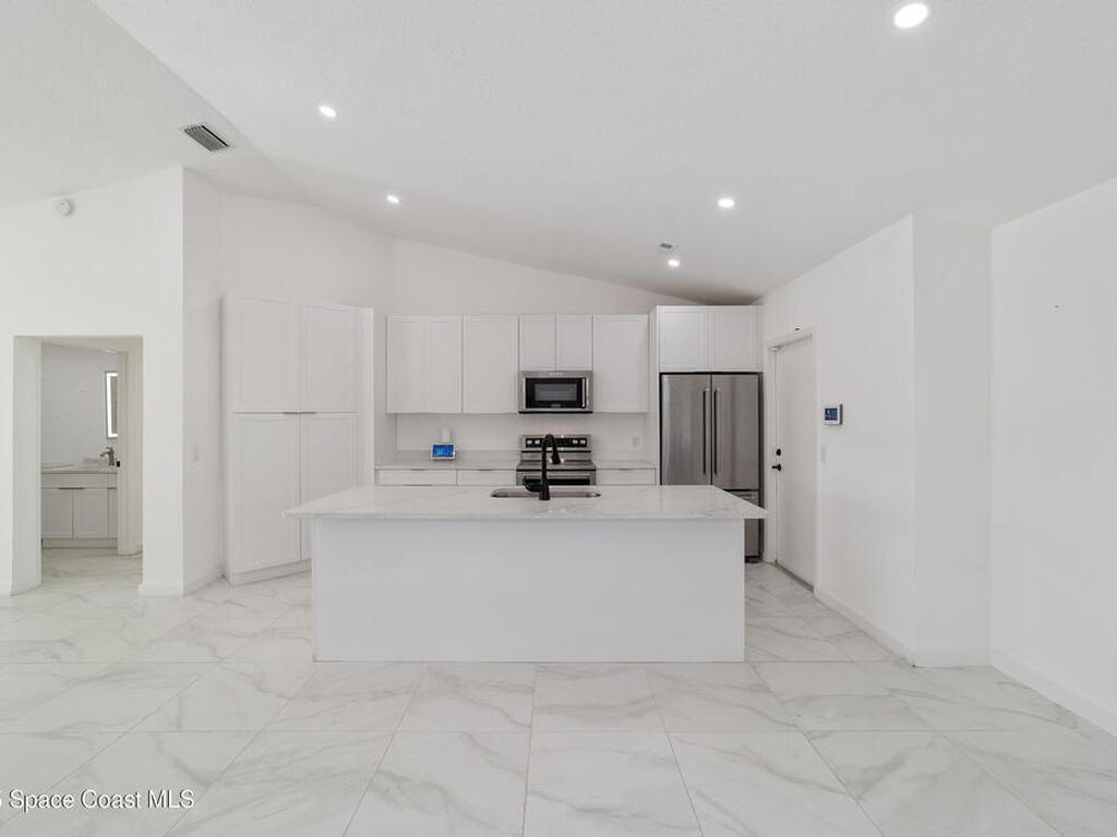 16190 SW 16th Court, Ocala, FL 34473