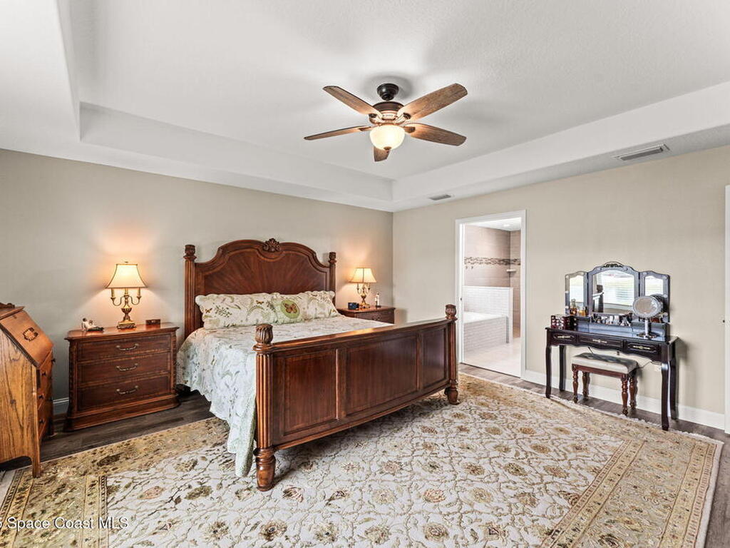 6435 Dixie Way, Mims, FL 32754