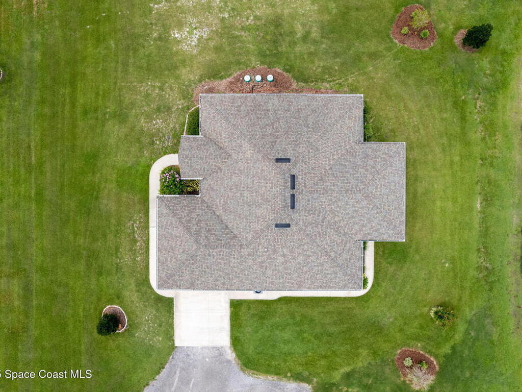 6435 Dixie Way, Mims, FL 32754