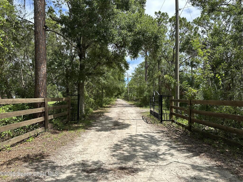 14500 97th Street, Fellsmere, FL 32948