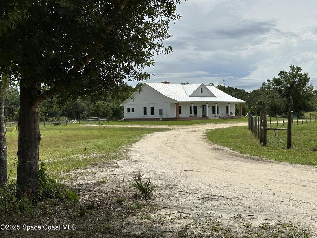 14500 97th Street, Fellsmere, FL 32948