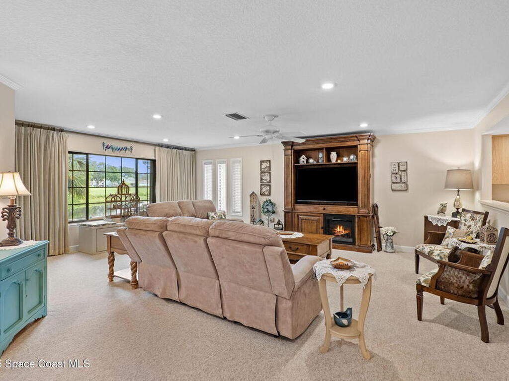 2159 Kings Cross Street, Titusville, FL 32796