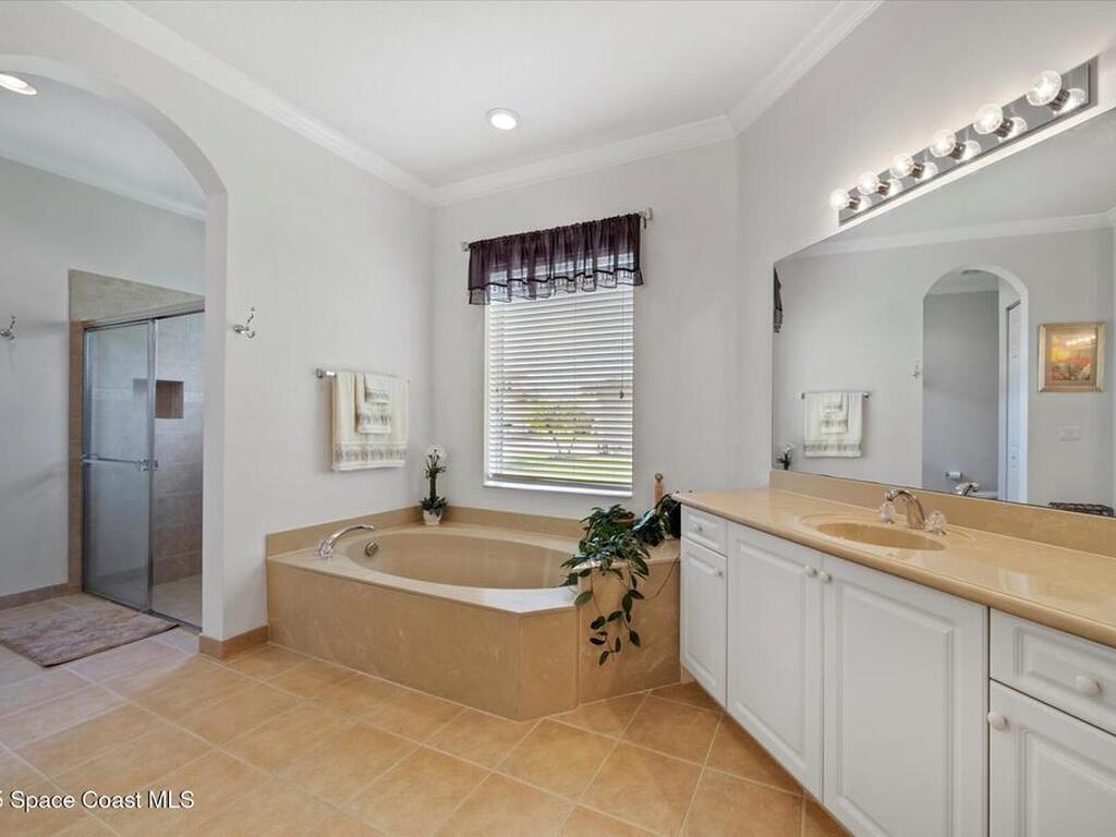 2770 Grand Isle Way, Vero Beach, FL 32968