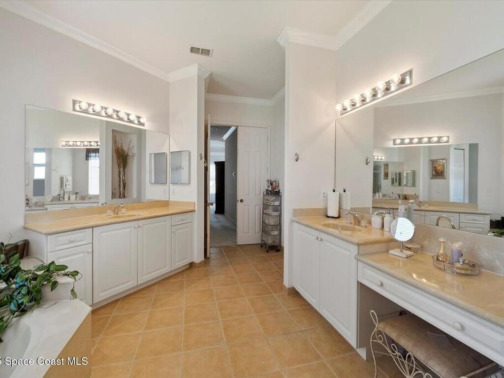 2770 Grand Isle Way, Vero Beach, FL 32968