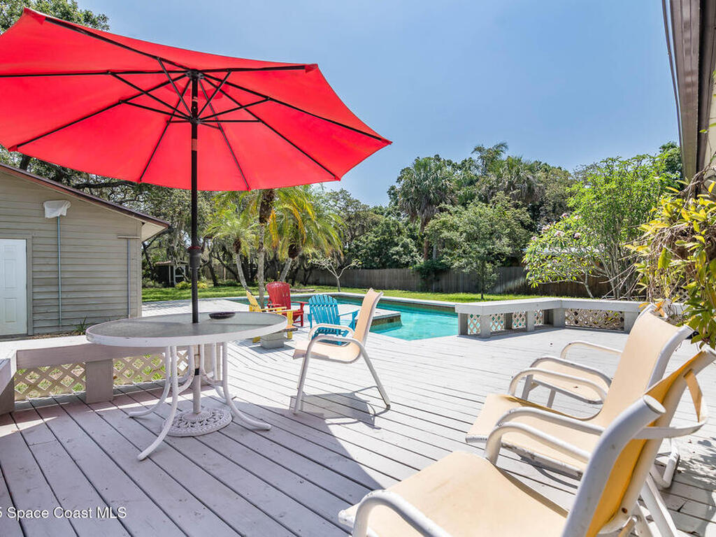 9959 Nicole Drive, Micco, FL 32976