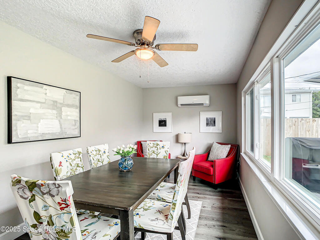 931 S Orlando Avenue, Cocoa Beach, FL 32931