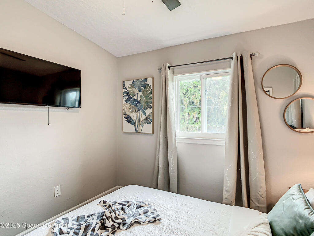 931 S Orlando Avenue, Cocoa Beach, FL 32931