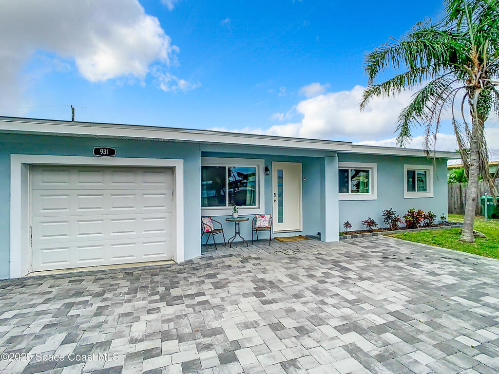 931 S Orlando Avenue, Cocoa Beach, FL 32931