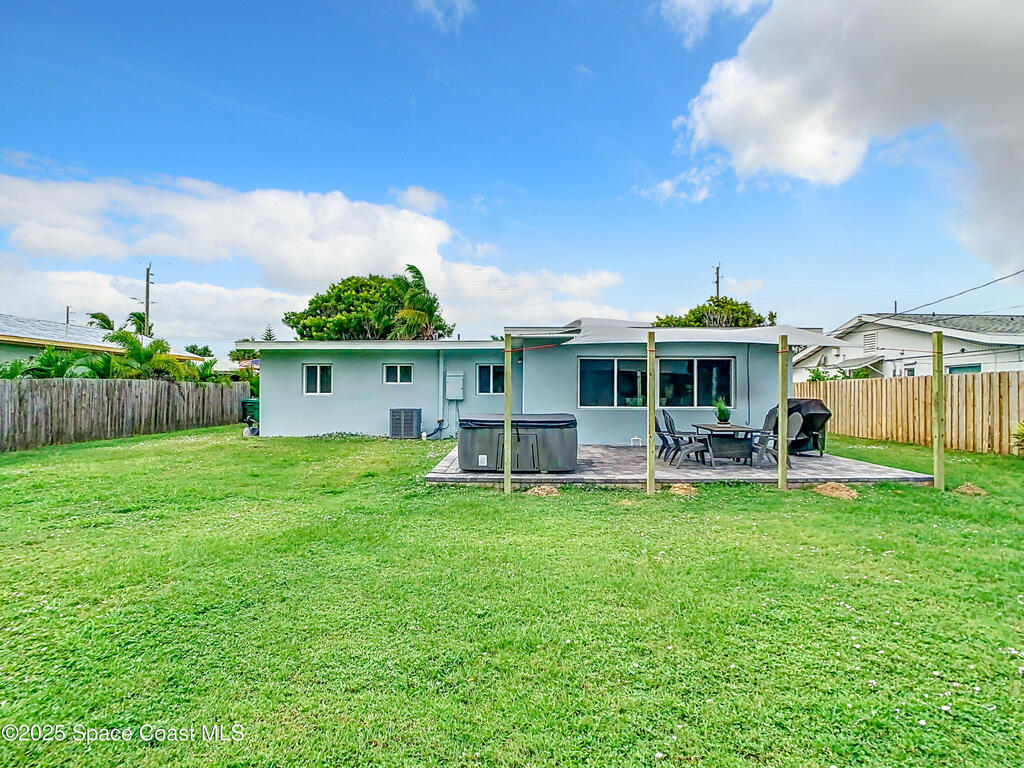 931 S Orlando Avenue, Cocoa Beach, FL 32931
