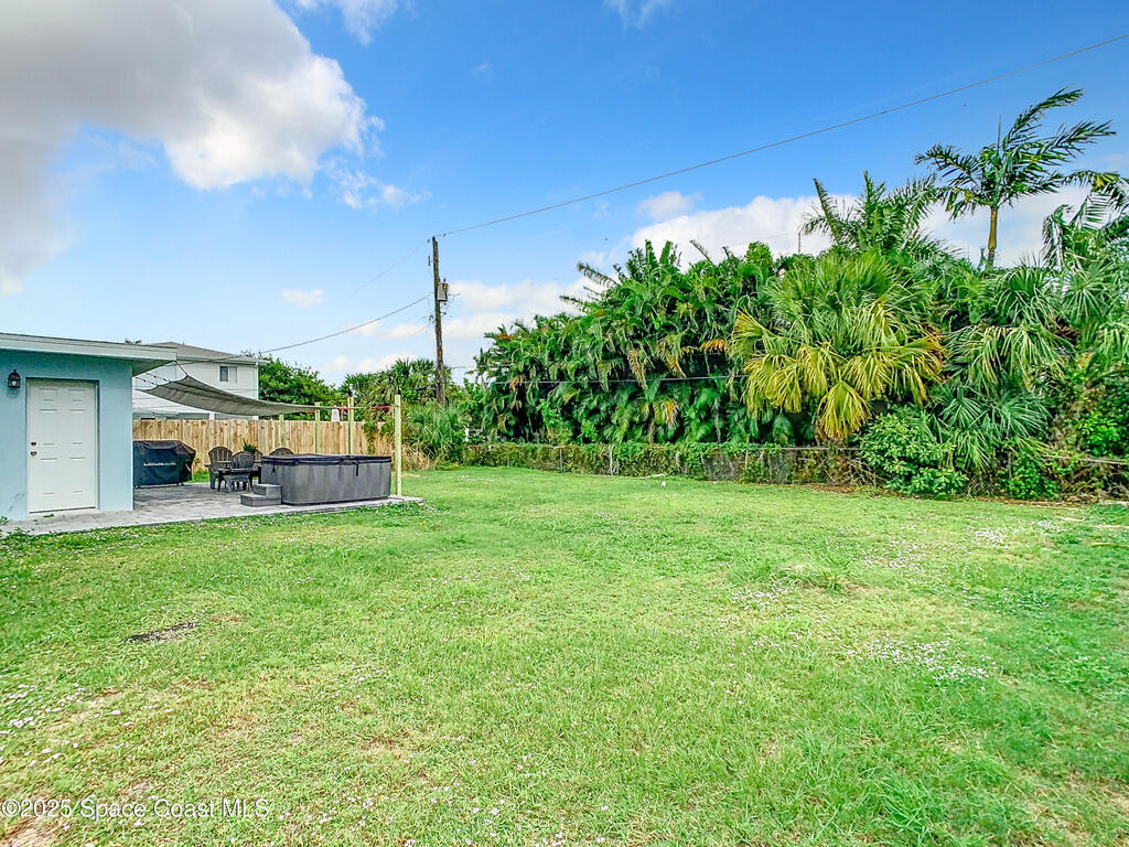 931 S Orlando Avenue, Cocoa Beach, FL 32931