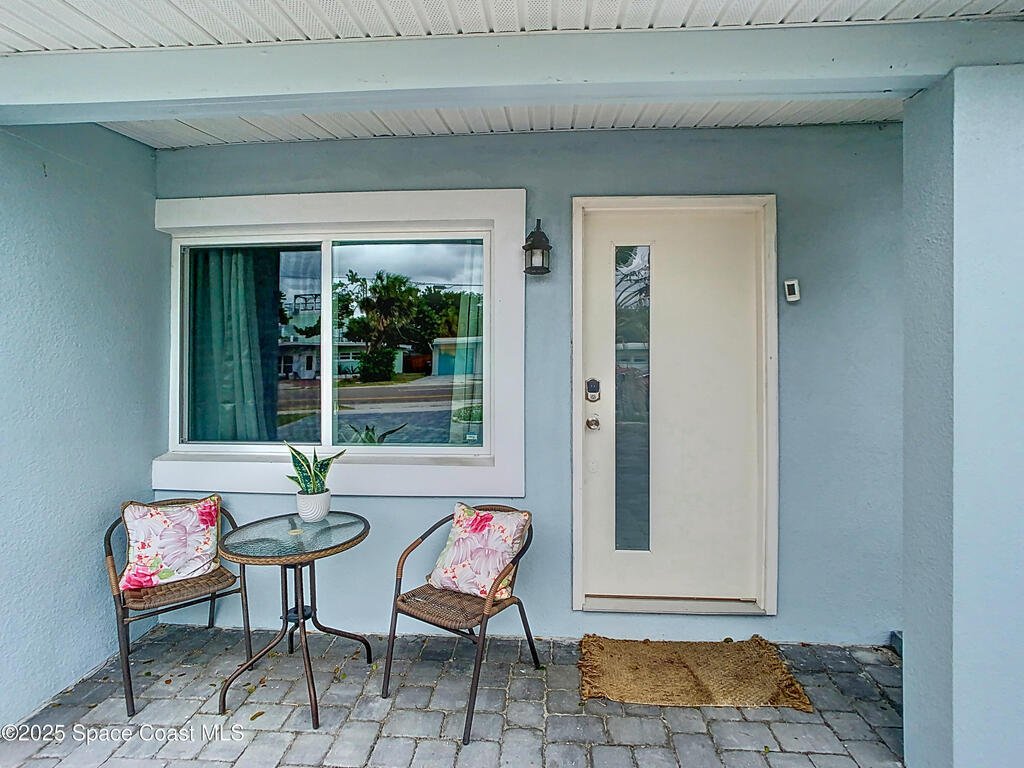 931 S Orlando Avenue, Cocoa Beach, FL 32931