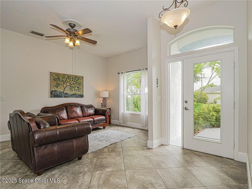 5151 4th Place, Vero Beach, FL 32968