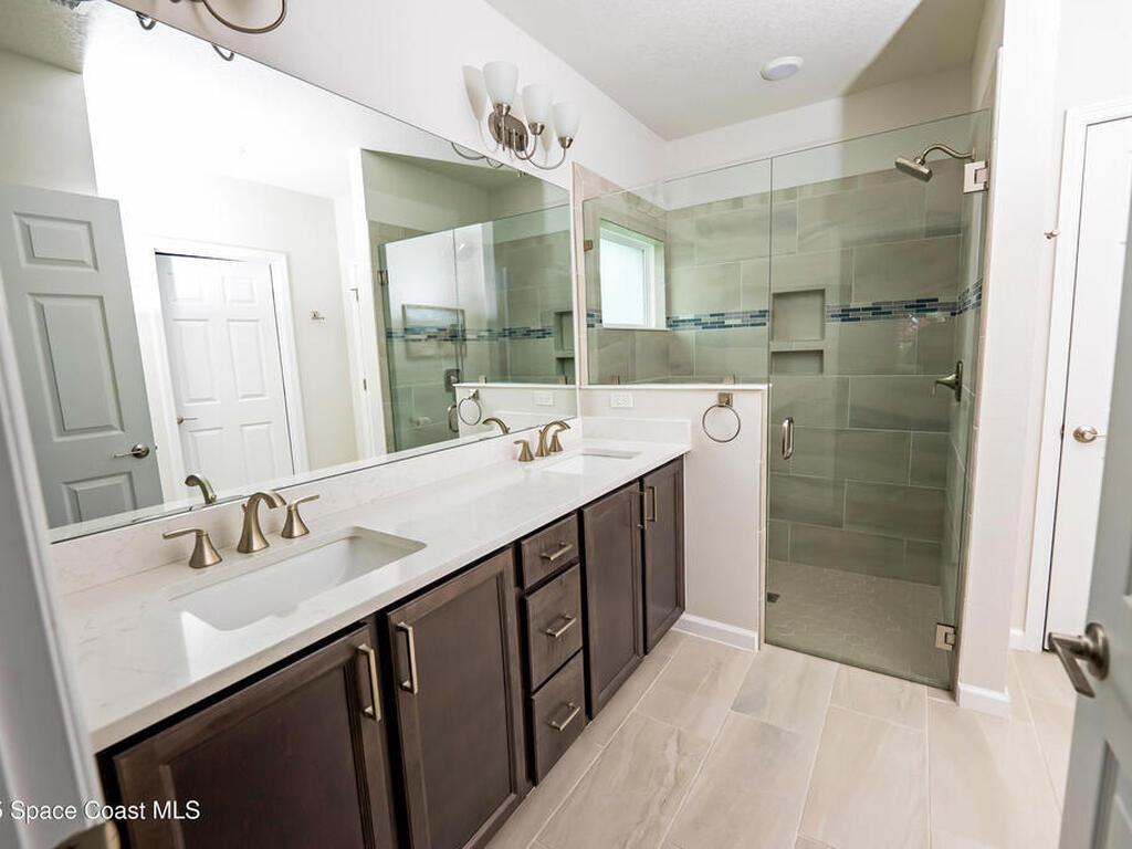 556 Kylar Drive, Palm Bay, FL 32907