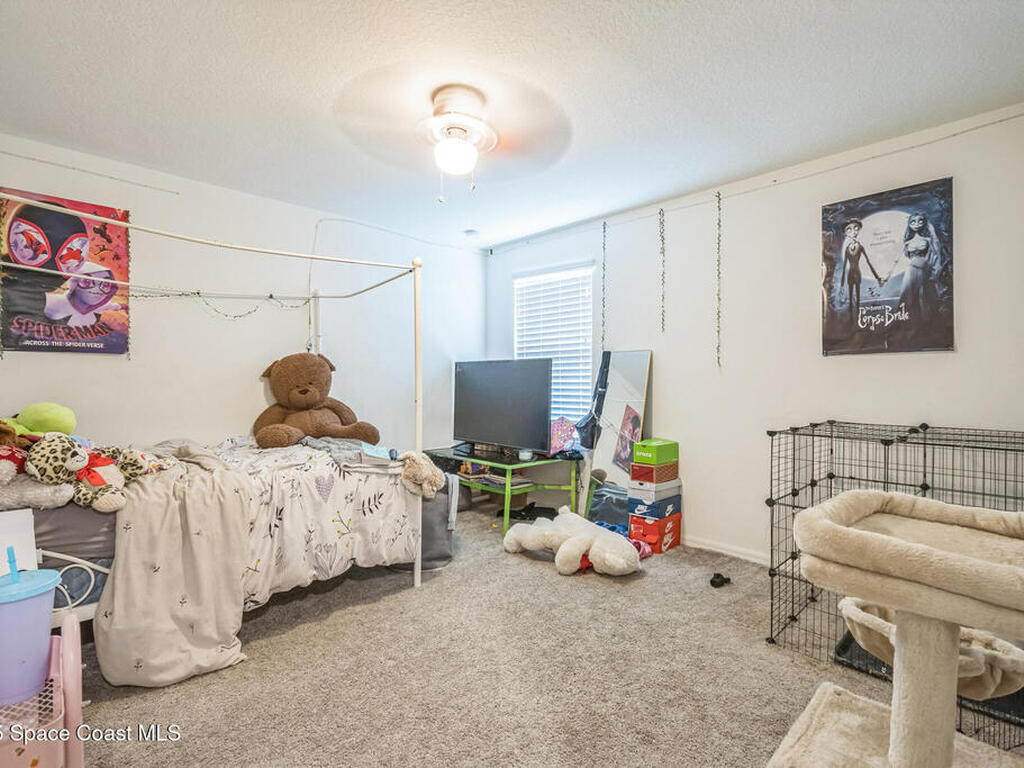 546 Cooper Court, Palm Bay, FL 32908