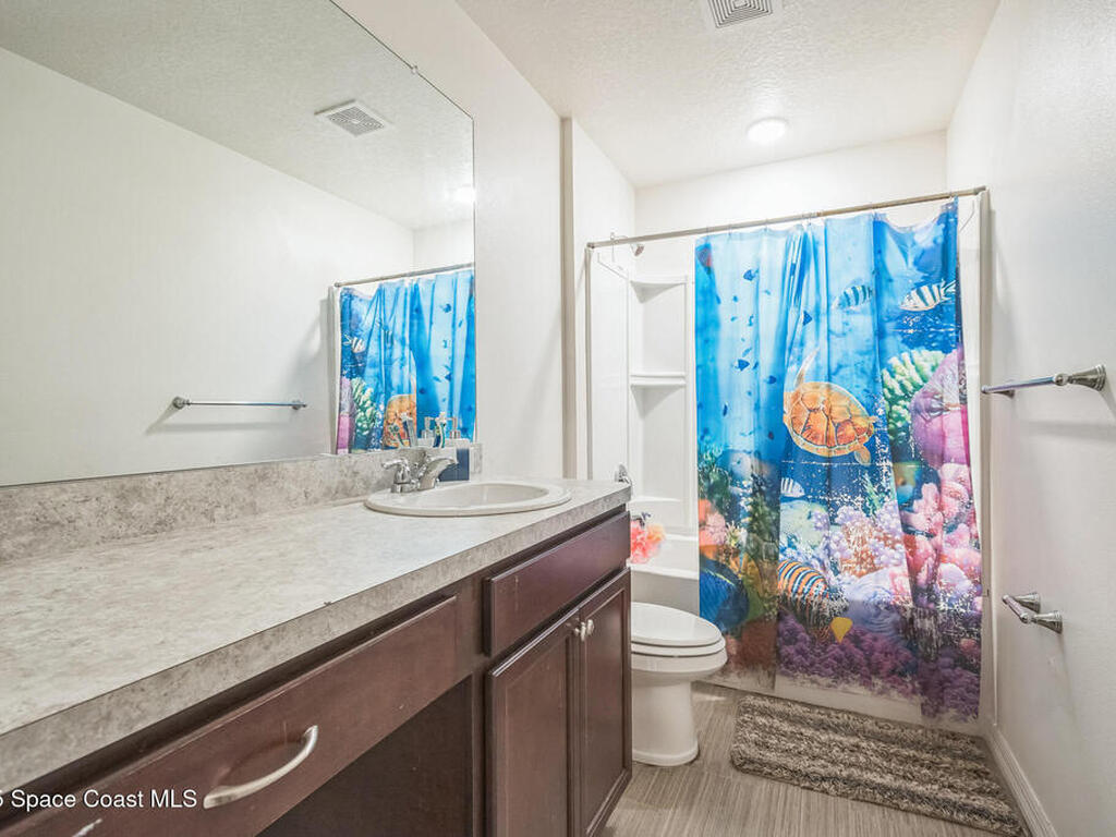 546 Cooper Court, Palm Bay, FL 32908
