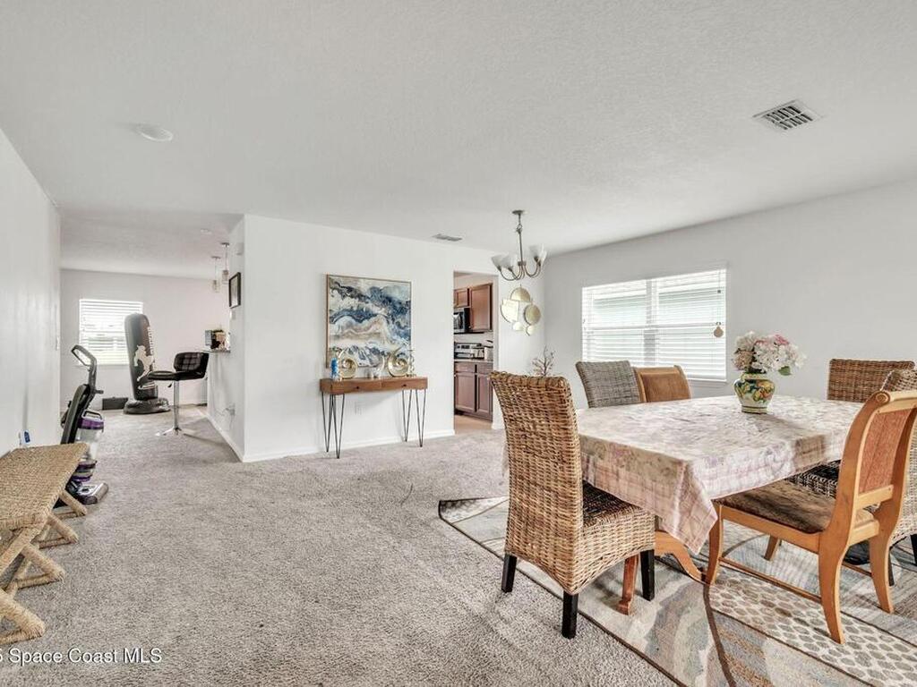 546 Cooper Court, Palm Bay, FL 32908